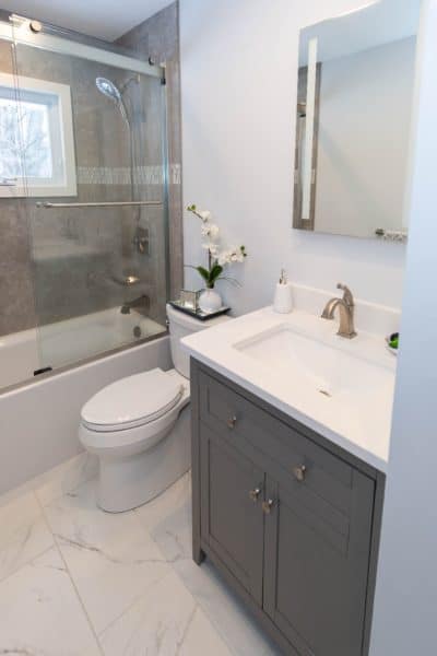 Bathroom Remodeling Contractor with Shower Door